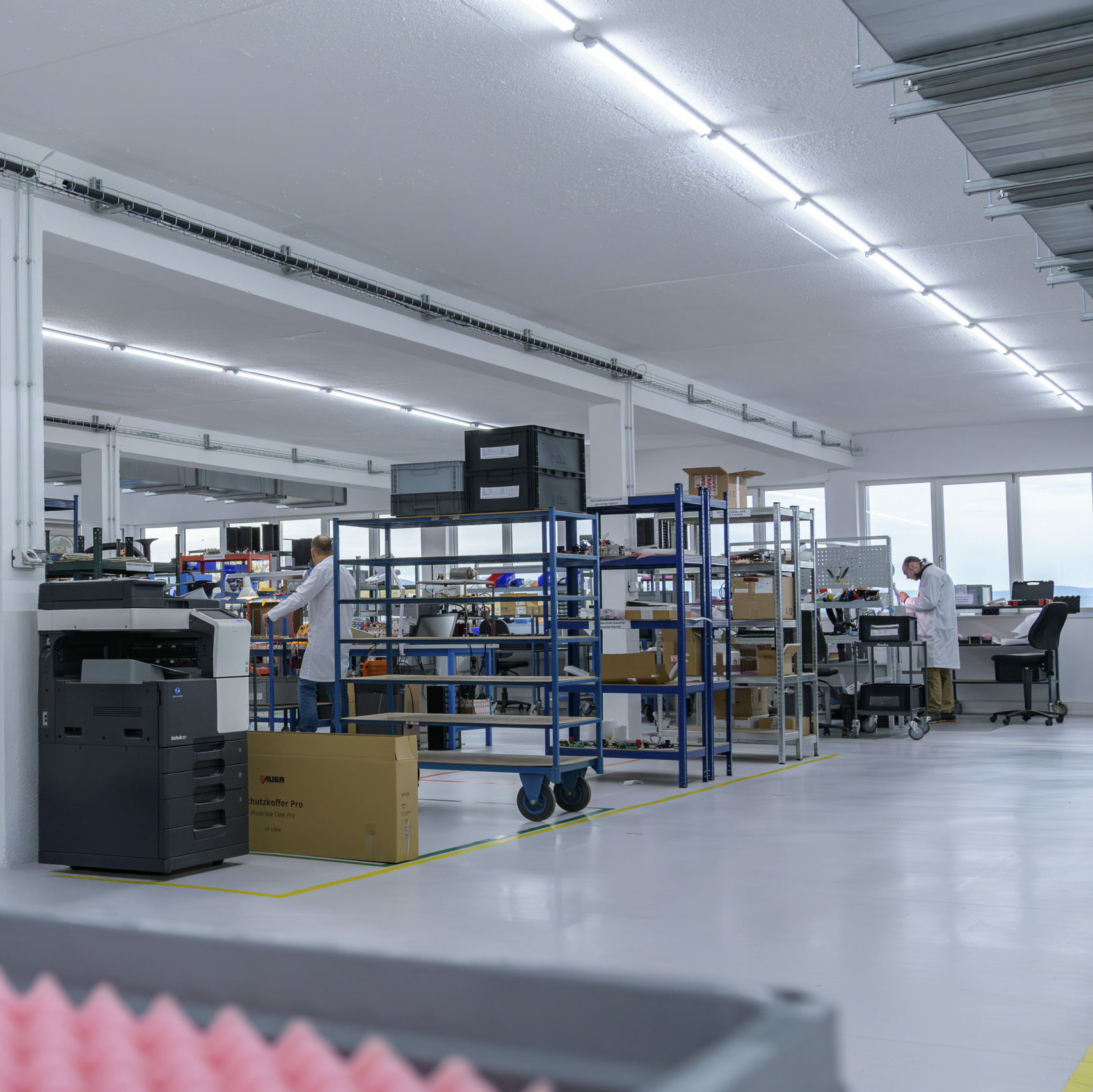 locaux production 4v